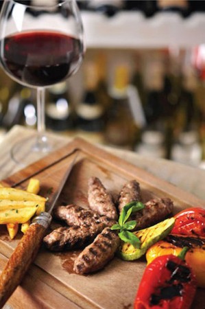 RED, WHITE & ROSE MIXED CASE 1